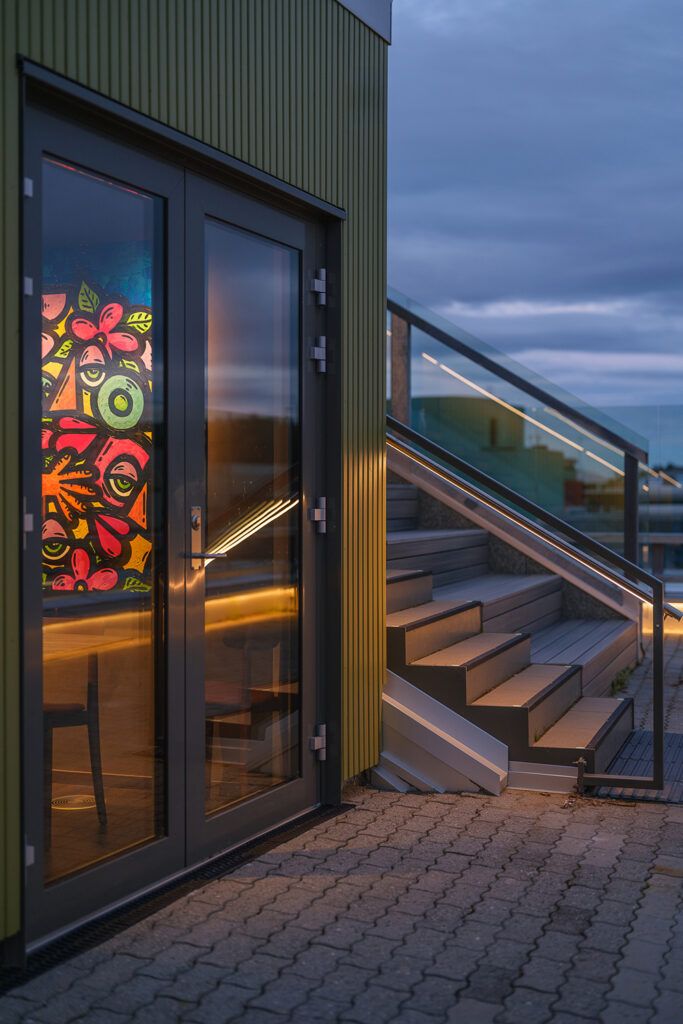 Utenfor Kombo restaurant i Trondheim.