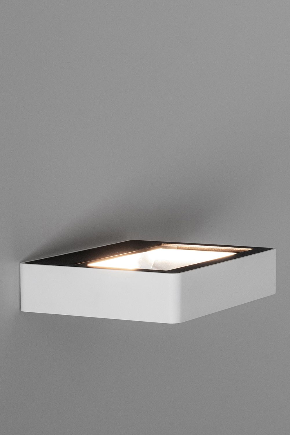 Clip vegglampe fra Deltalight