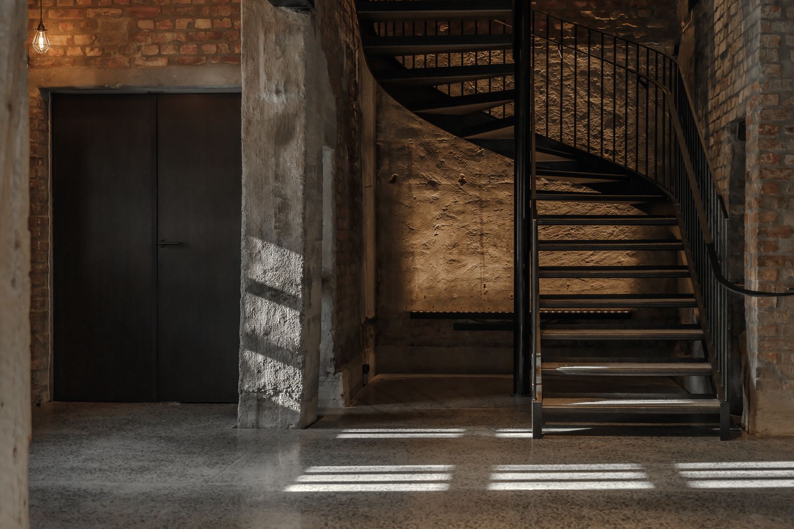 Trapp opp til annen etasje i Kalkmølla.