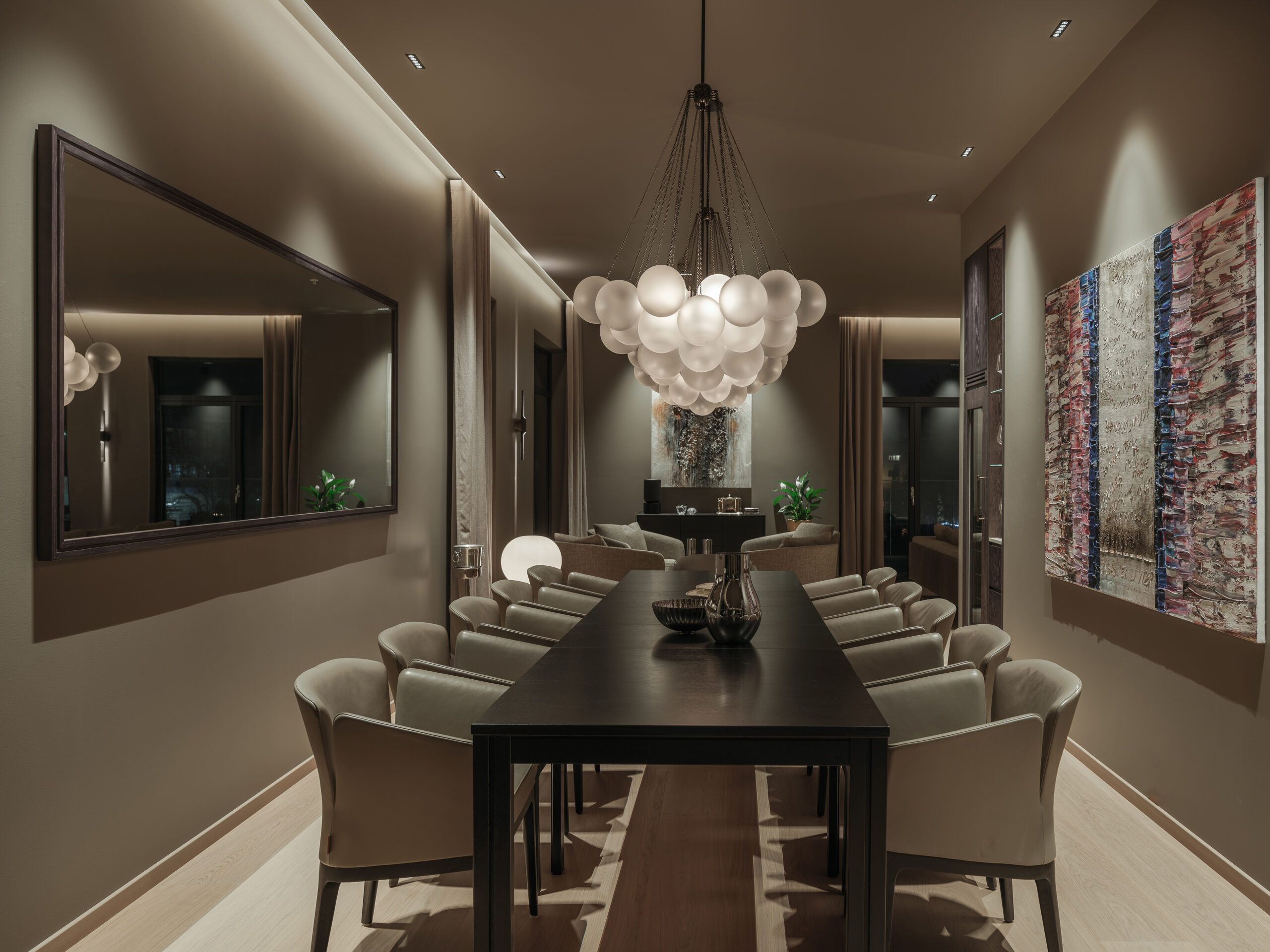 Ulik type belysning i stue i bolig i Bykronen i Stavanger