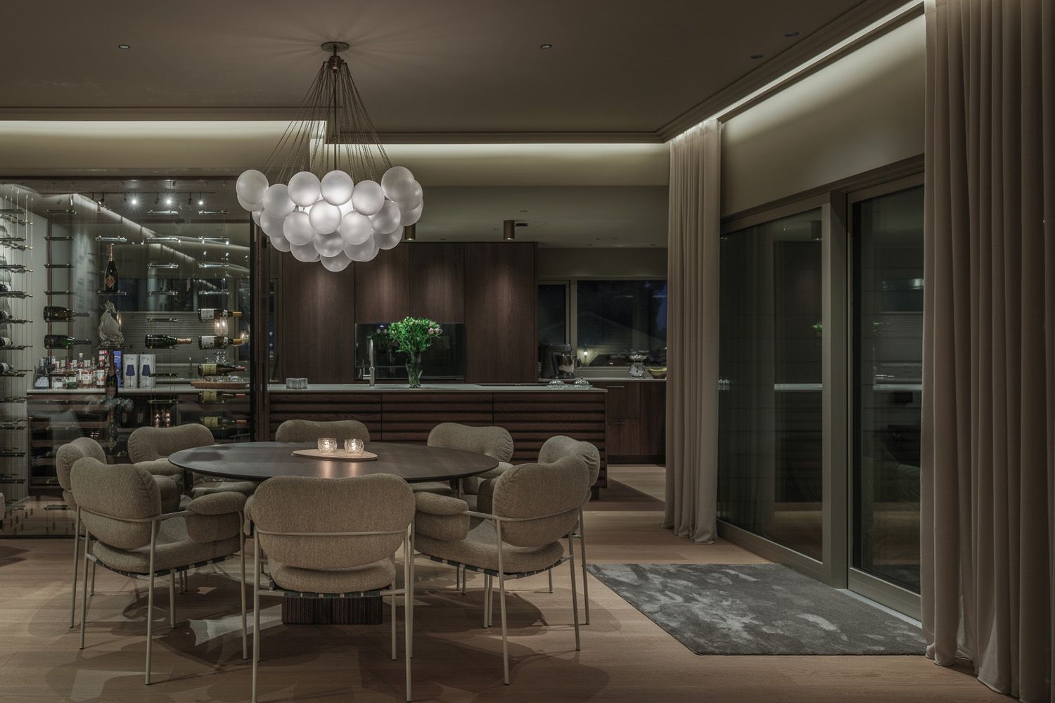 Lysdesign av en vakker stue i en bolig på Hinna i Stavanger.