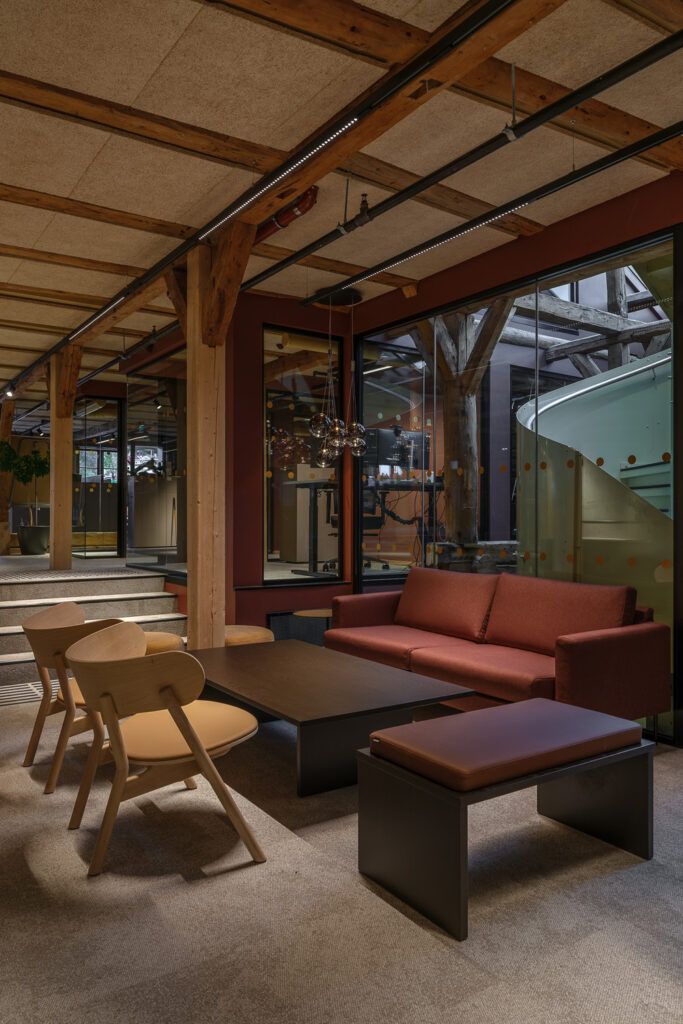 Rail belysningssystem fra Trulix i taket i Kjøpmannsgata 15 i Trondheim