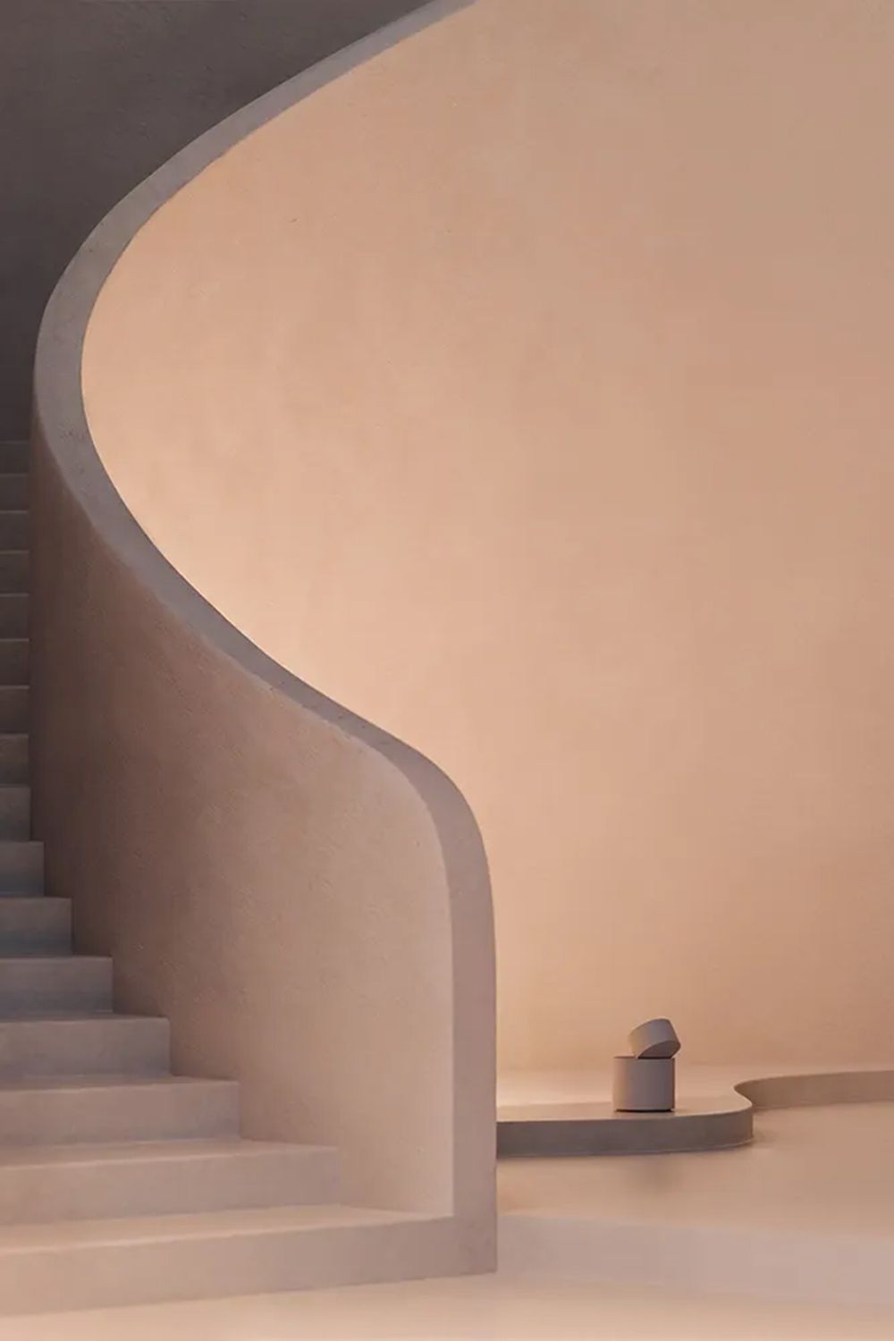 Pro lampe fra Vibia på et gulv.