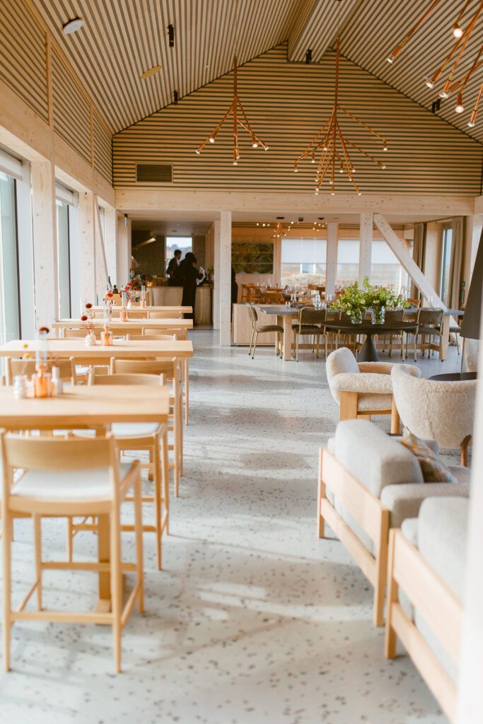 Interiør i restauranten.